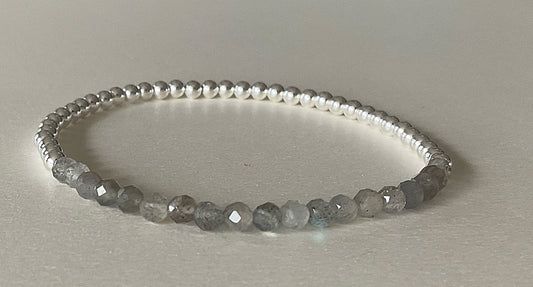 Sterling Silver Beaded Bracelet w/ Labradorite