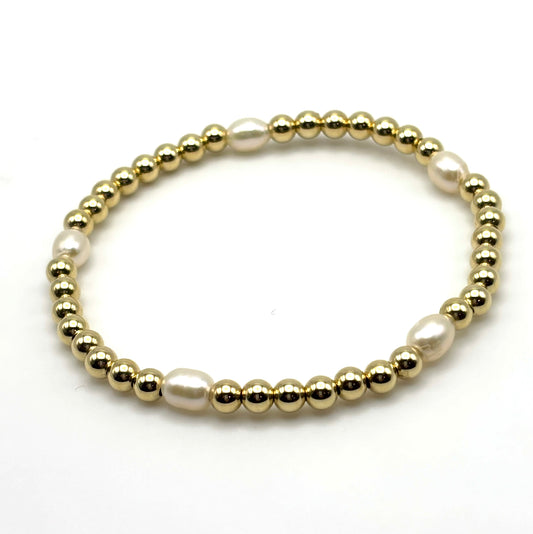 4mm Gold Beaded / Oval Pearl Bracelet