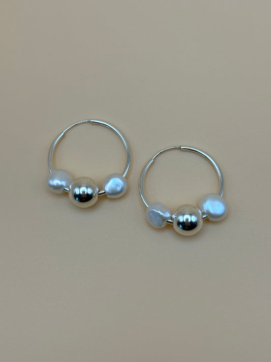 Sterling Silver/FW Pearl Hoops