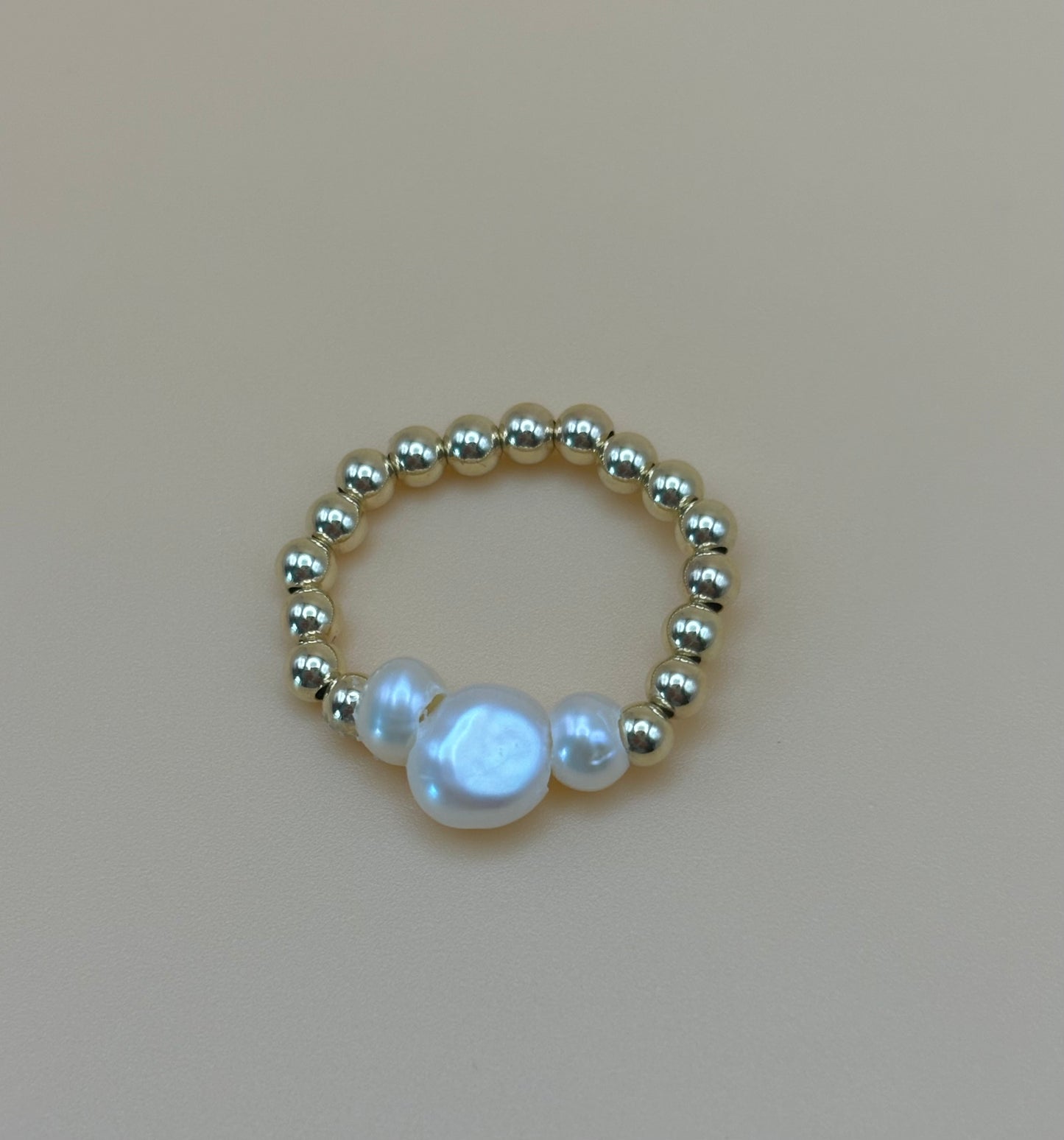 6mm /4mm Pearl and Gold Ring